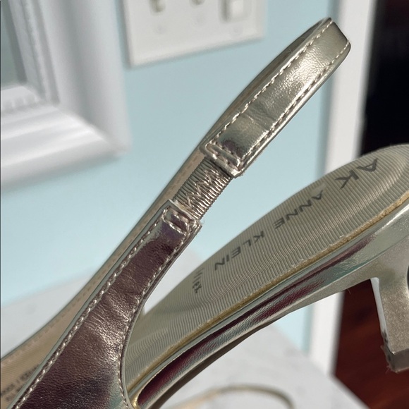 Anne Klein Metallic Floral Slingback Heels - Picture 6 of 8